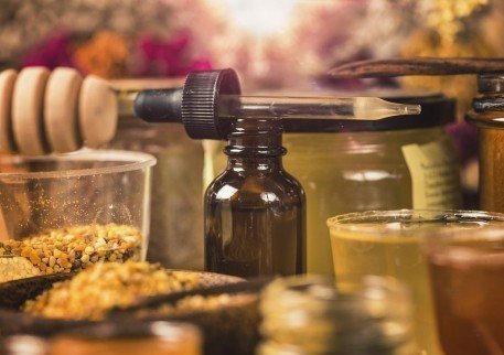 Aqueous or alcoholic propolis: what are the differences?